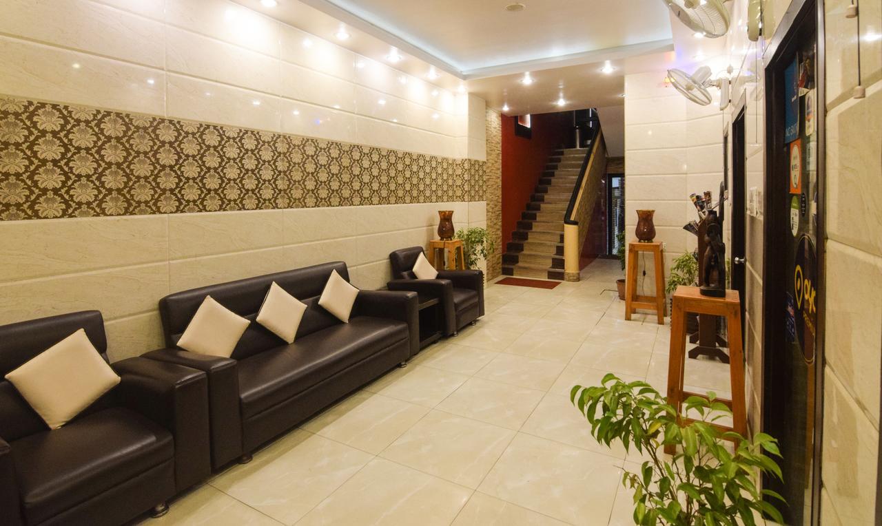 Hotel Varuna Varanasi Exterior photo